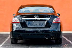 2015 NISSAN ALTIMA SEDAN - AUTOMATIC - Gentle Carmen Auto