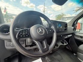 2023 Mercedes-benz Sprinter 2500 Cargo - Image 9