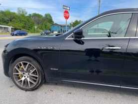 2019 Maserati Levante - Image 2