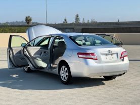 2011 TOYOTA CAMRY SEDAN 4-CYL, 2.5 LITER LE SEDAN 4D