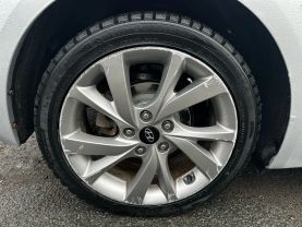 2016 HYUNDAI VELOSTER COUPE 4-CYL, 1.6 LITER COUPE 3D