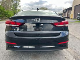 2017 HYUNDAI ELANTRA SEDAN 4-CYL, 2.0 LITER SE SEDAN 4D