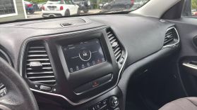 2019 Jeep Cherokee - Image 41