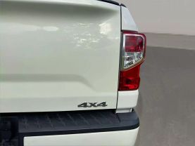 2017 NISSAN TITAN XD CREW CAB PICKUP V8, TURBO DIESEL, 5.0L S PICKUP 4D 6 1/2 FT