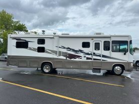 Used 2006 GEORGETOWN BY FOREST RIVER SE SERIES - - 350DS FORD - LA Auto Star located in Virginia Beach, VA