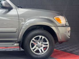 2006 TOYOTA SEQUOIA SUV V8, 4.7 LITER LIMITED SPORT UTILITY 4D
