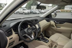 2017 NISSAN ROGUE SUV 4-CYL, 2.5 LITER SV SPORT UTILITY 4D