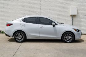 2019 TOYOTA YARIS SEDAN 4-CYL, 1.5 LITER LE SEDAN 4D