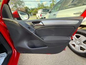 2011 VOLKSWAGEN GOLF