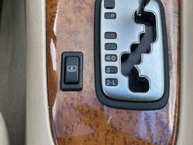 2005 LEXUS ES SEDAN - AUTOMATIC - Dart Auto Group