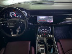 2022 AUDI SQ8