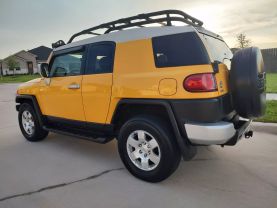 2007 TOYOTA FJ CRUISER SUV V6, 4.0 LITER SPORT UTILITY 2D