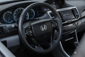 2017 Honda Accord - Image 15