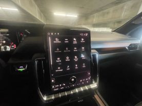 2025 GMC YUKON XL SUV V8, ECOTEC3, 6.2 LITER DENALI SPORT UTILITY 4D
