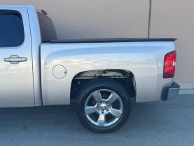2013 CHEVROLET SILVERADO 1500 CREW CAB PICKUP V8, FLEX FUEL, 5.3 LITER LT PICKUP 4D 5 3/4 FT