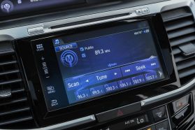 2017 Honda Accord - Image 33
