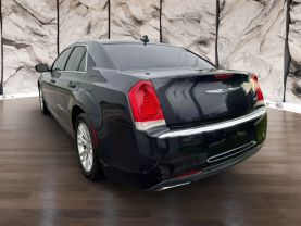 2017 CHRYSLER 300 SEDAN V6, 3.6 LITER 300 LIMITED SEDAN 4D