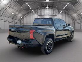 2024 TOYOTA TACOMA DOUBLE CAB PICKUP