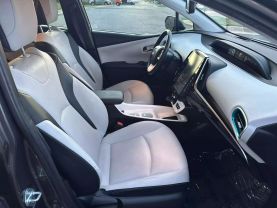 2017 TOYOTA PRIUS PRIME