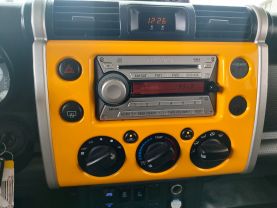 2007 TOYOTA FJ CRUISER SUV V6, 4.0 LITER SPORT UTILITY 2D