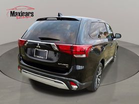 2019 MITSUBISHI OUTLANDER SUV 4-CYL, 2.4 LITER SE SPORT UTILITY 4D