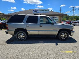 2001 CHEVROLET TAHOE SUV V8, 5.3 LITER SPORT UTILITY 4D