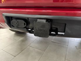 2014 JEEP GRAND CHEROKEE SUV V8, 5.7 LITER OVERLAND SPORT UTILITY 4D