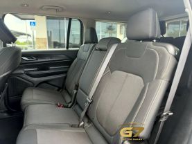 2023 Jeep Grand Cherokee L - Image 16