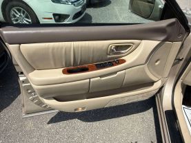 2003 TOYOTA AVALON