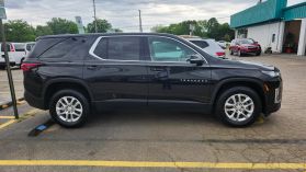 2023 Chevrolet Traverse - Image 4