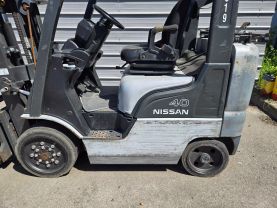 2012 NISSAN N40 FORKLIFT