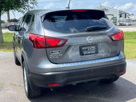 2018 Nissan Rogue Sport S (2018.5) Sport Utility 4d - Image 5