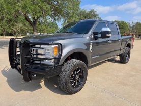 2017 FORD F250 SUPER DUTY CREW CAB PICKUP V8, TURBO DIESEL, 6.7L PLATINUM PICKUP 4D 6 3/4 FT