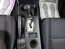 2013 TOYOTA FJ CRUISER SUV V6, 4.0 LITER SPORT UTILITY 2D