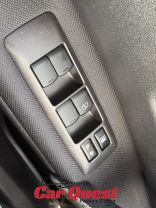 2011 Nissan Rogue - Image 28