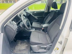 2010 VOLKSWAGEN TIGUAN SUV 4-CYL, TURBO, 2.0 LITER SE SPORT UTILITY 4D