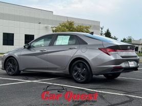 2021 Hyundai Elantra - Image 5