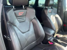 2015 FORD FOCUS ST HATCHBACK 4-CYL, ECOBOOST, 2.0T HATCHBACK 4D - The Auto Lot