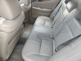 2004 LEXUS ES SEDAN V6, 3.3 LITER ES 330 SEDAN 4D