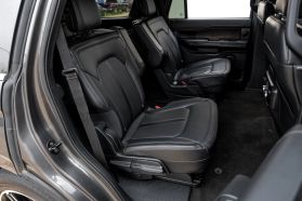 2020 Ford Expedition - Image 50
