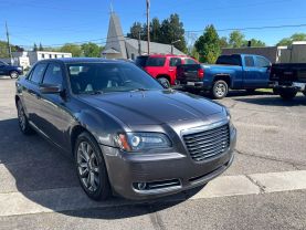 2014 Chrysler 300 - Image 4