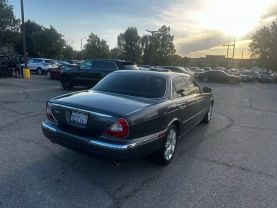 2004 JAGUAR XJ SEDAN V8, 4.2 LITER VANDEN PLAS SEDAN 4D