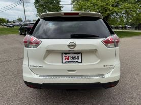 2015 NISSAN ROGUE SUV 4-CYL, 2.5 LITER SV SPORT UTILITY 4D