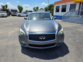 2017 INFINITI Q70