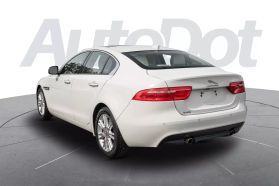 2018 JAGUAR XE SEDAN 4-CYL, TURBO, 2.0 LITER XE 25T PREMIUM SEDAN 4D