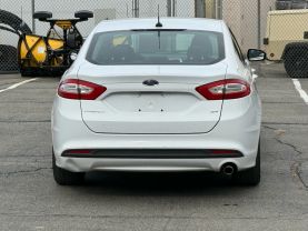 2014 FORD FUSION SEDAN 4-CYL, 2.5 LITER SE SEDAN 4D