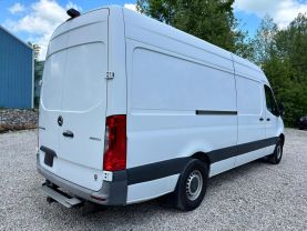 2019 MERCEDES-BENZ SPRINTER 2500 CREW CARGO 4-CYL, TURBO, 2.0 LITER HIGH ROOF W/170" WB VAN 3D at T&T Repairables - used car dealership in Spencer, Indiana.