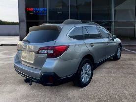 2019 Subaru Outback 2.5i Wagon 4d - Image 5