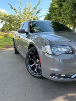 2019 CHRYSLER 300 SEDAN V6, 3.6 LITER 300S SEDAN 4D