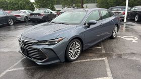 2019 Toyota Avalon - Image 9